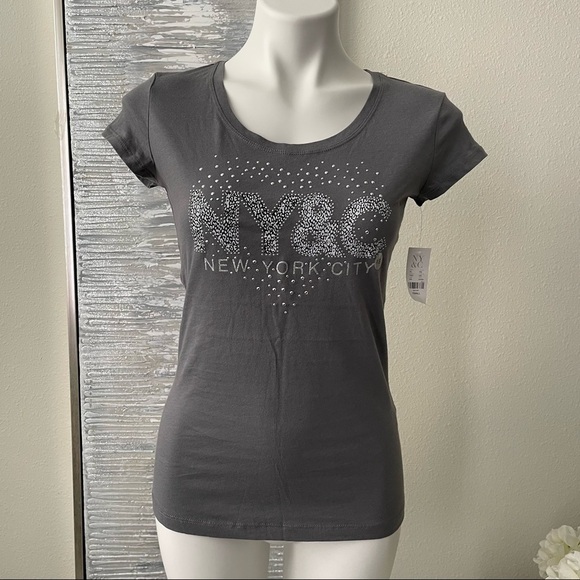 New York & Co Women’s Embellished T-shirt Size XS - Picture 4 of 10